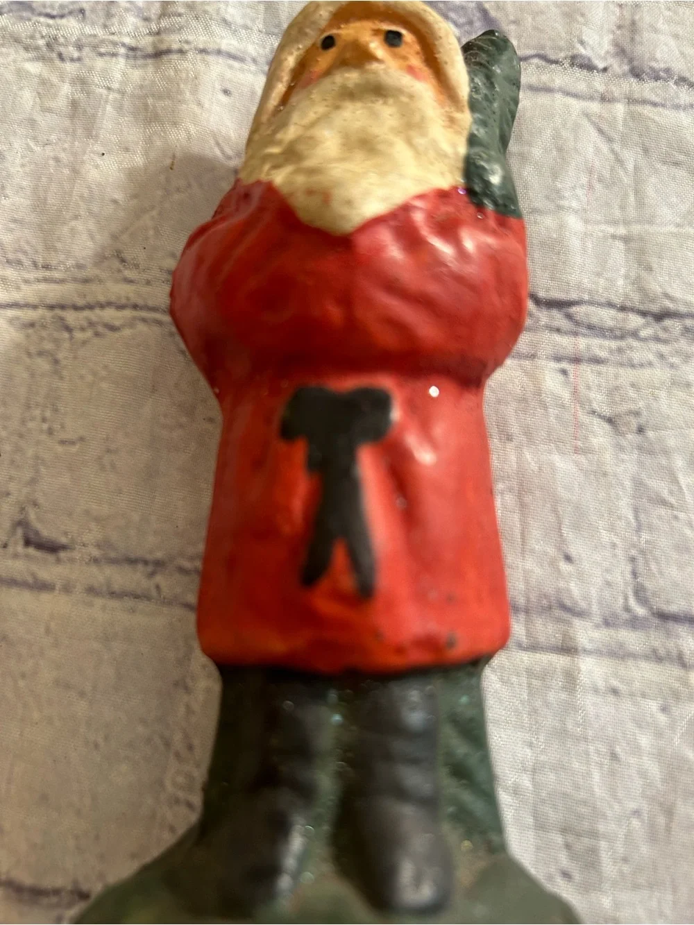 A.A.IMPORTING CO. MADE IN TAIWAN PAINTED SANTA WITH GREEN BRANCH TREE HEAVY